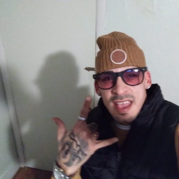 gilbertorive889